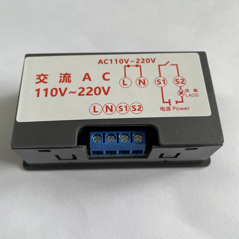 Nagy terhelésre időzített relé, kompatibilis 1500W, 10A