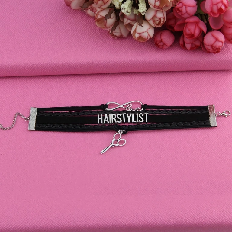 Skórzana bransoletka do miejskiego lub profesjonalnego stylu barbershop