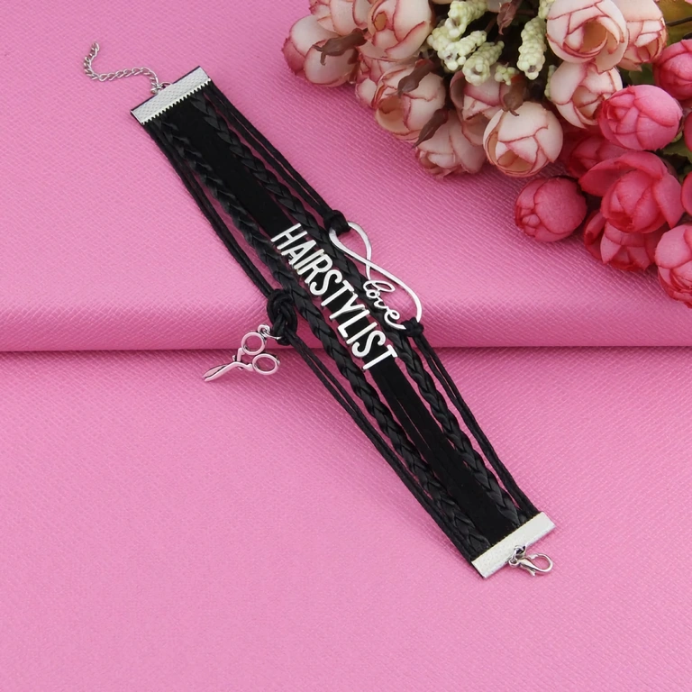 Męskie plecione akcesorium, idealne dla stylistów i fryzjerów