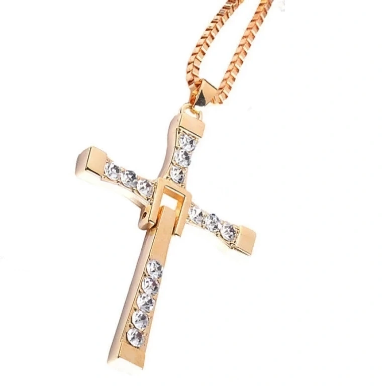 Złoty naszyjnik z krzyżem Vin Diesel z filmu Fast and Furious