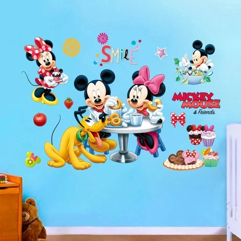 Decor perete pentru creșă cu Mickey Mouse Autocolant perete ideal pentru camera de bebeluș sau grădiniță cu Mickey Mouse