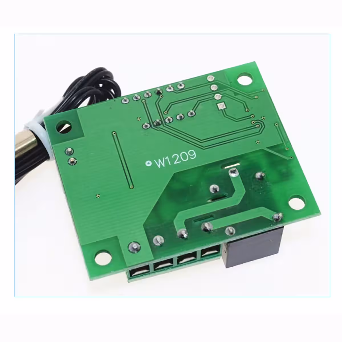 Termosztát hátlap kép csatlakozó tüskékkel