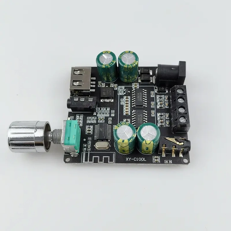 Cyfrowy wzmacniacz stereo Klasa D o dużej mocy