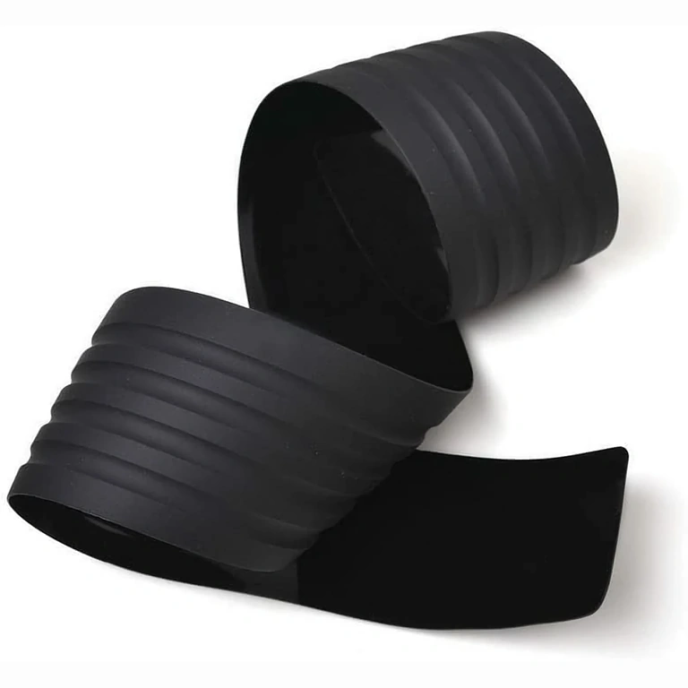 Gumowa osłona ochronna krawędzi bagażnika samochodowego