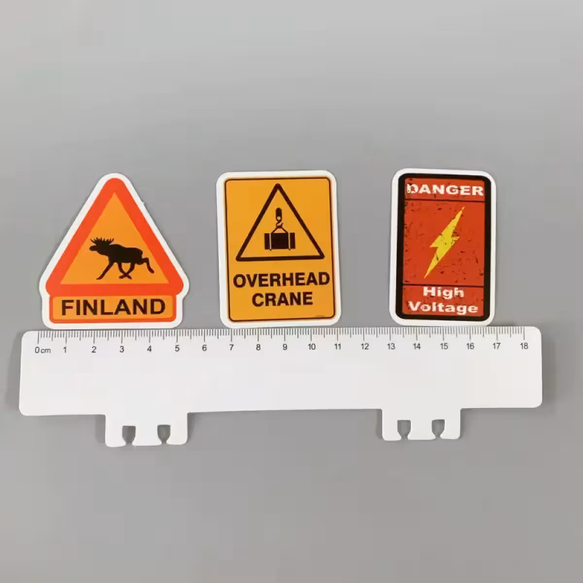 Śmieszne naklejki dla graczy, idealne do dekoracji konsol