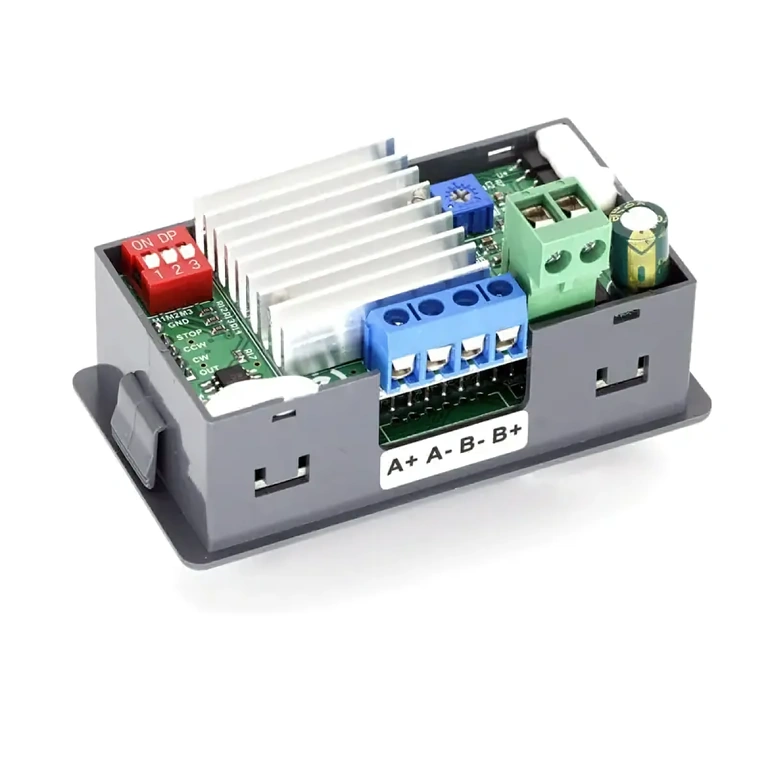 Widok tylny z zaciskami modułu sterującego stepper CNC