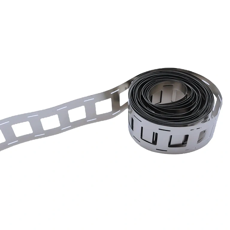 Proces lutowania punktowego na taśmie z czystego niklu