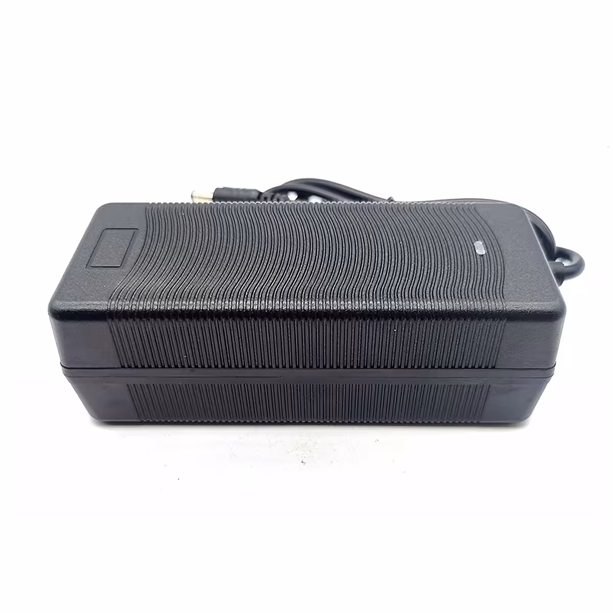 Ładowarka 36V–42V 3A z wtykiem GX16 (3 piny), kompatybilna z rowerami elektrycznymi entry-mid