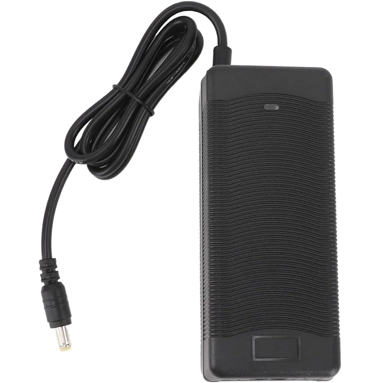 Ładowarka 24V 2A z LED czerwonym do ładowania i zielonym przy pełnym naładowaniu