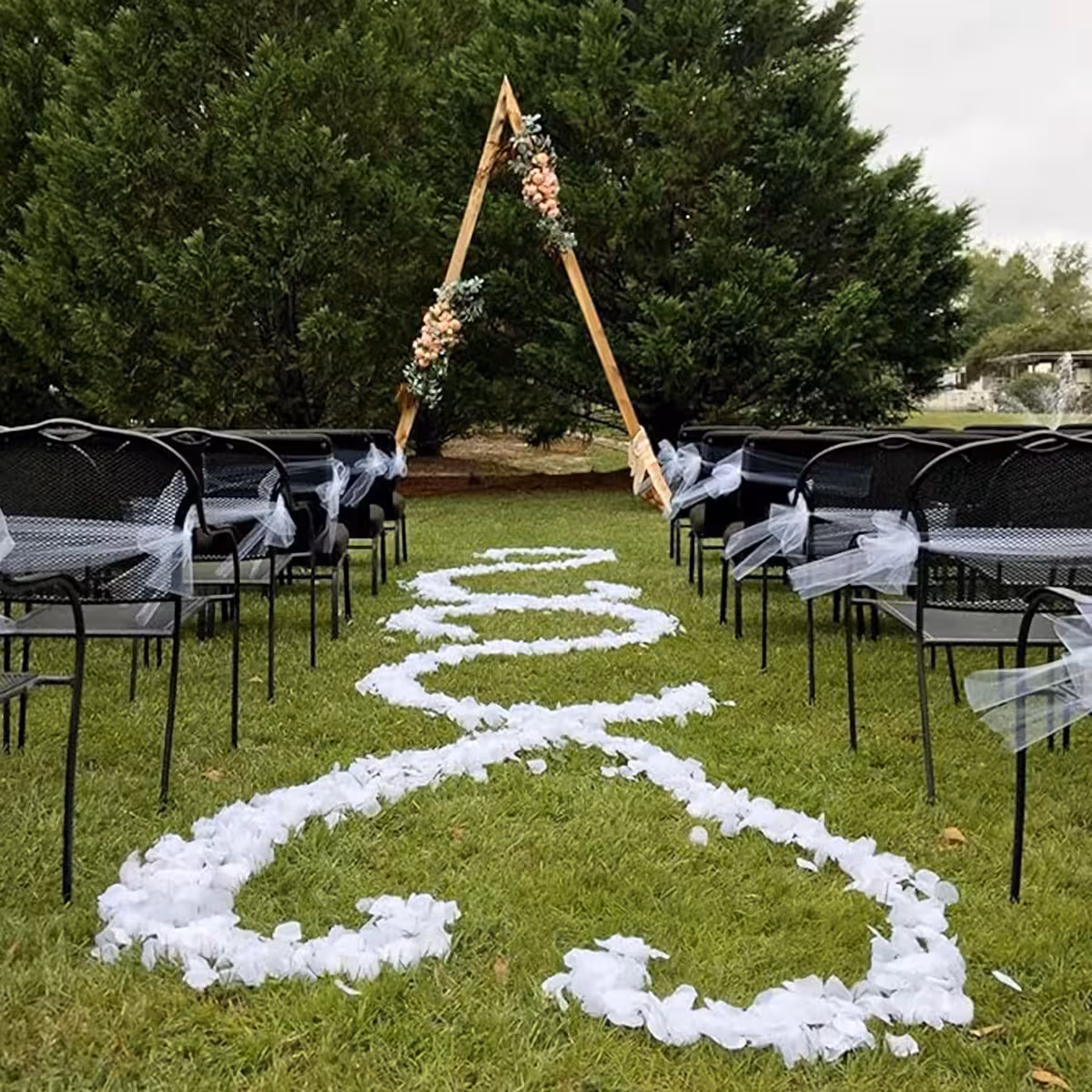 Zestaw 500 sztucznych białych płatków na ślub i wydarzenia